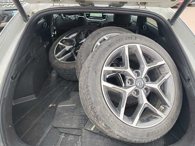 Kia Proceed vaihtoauto