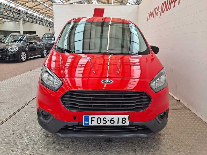 Ford Transit Courier vaihtoauto