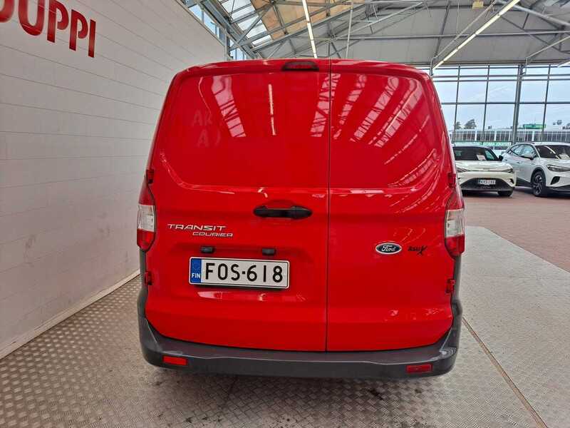 Ford Transit Courier vaihtoauto