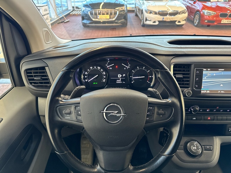 Opel Vivaro vaihtoauto