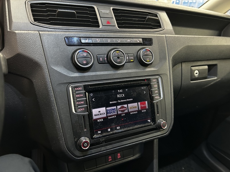 Volkswagen Caddy Maxi vaihtoauto