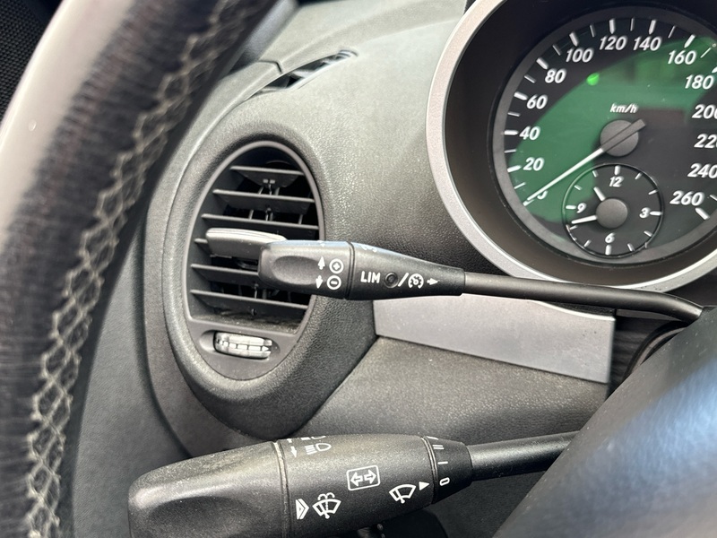 Mercedes-Benz SLK vaihtoauto