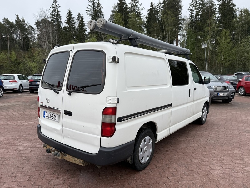 Toyota Hiace vaihtoauto