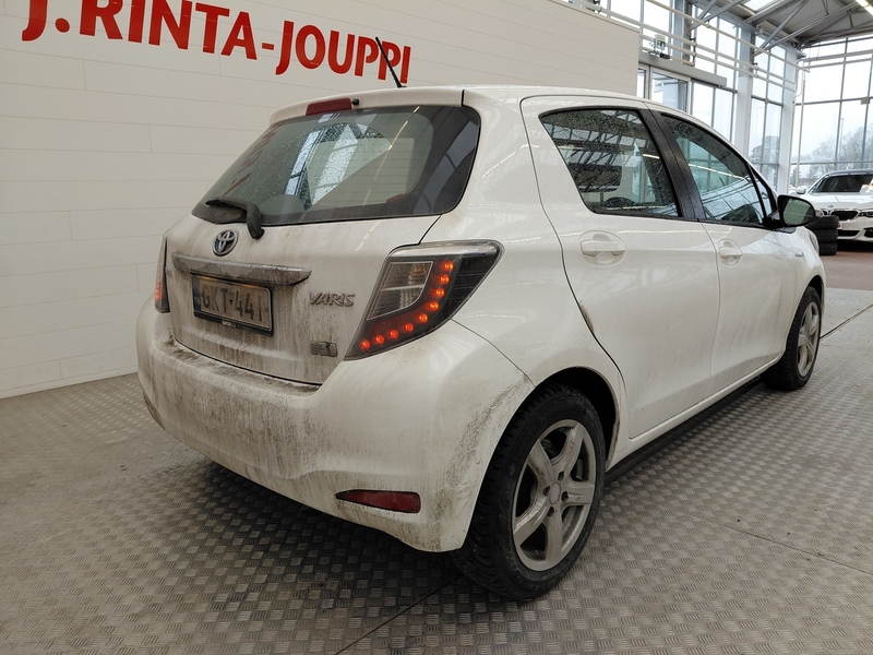 Toyota Yaris vaihtoauto