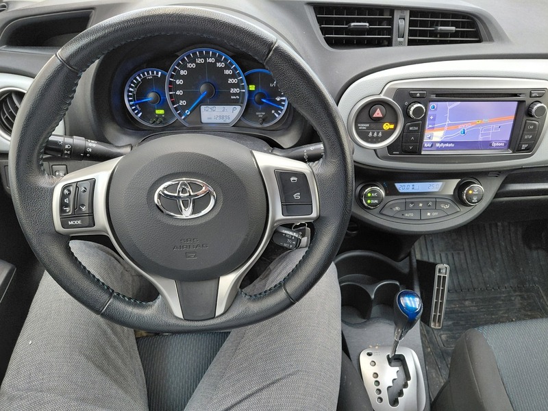 Toyota Yaris vaihtoauto
