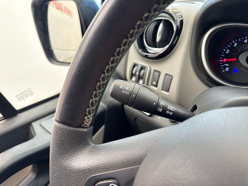 Nissan NV300 vaihtoauto