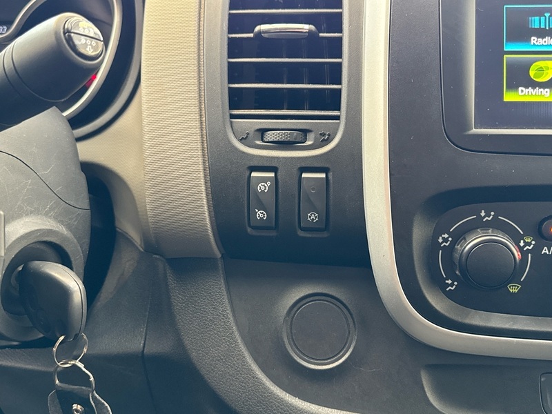 Nissan NV300 vaihtoauto