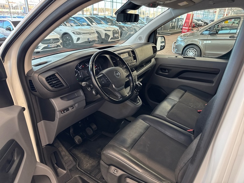 Opel Vivaro vaihtoauto