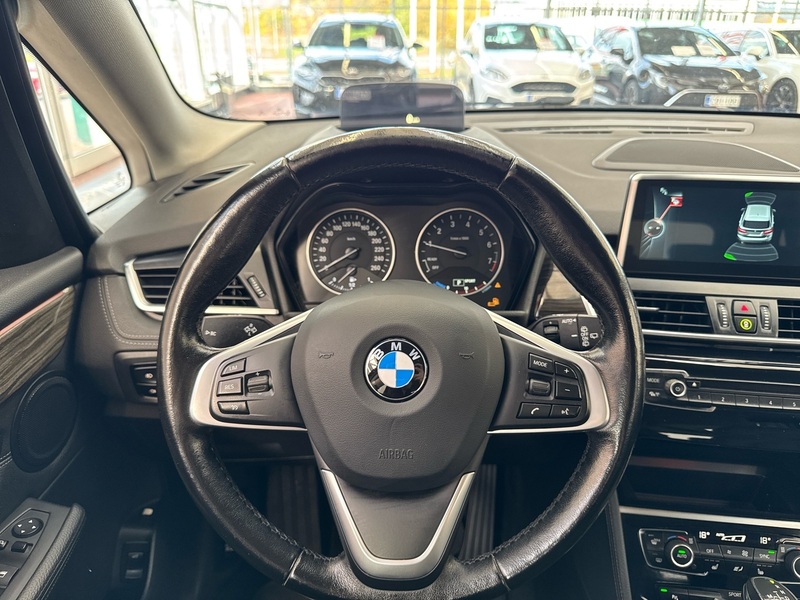 BMW 225 vaihtoauto