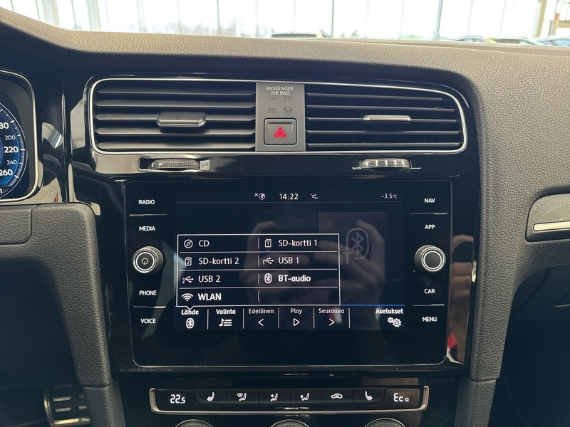 Volkswagen Golf vaihtoauto