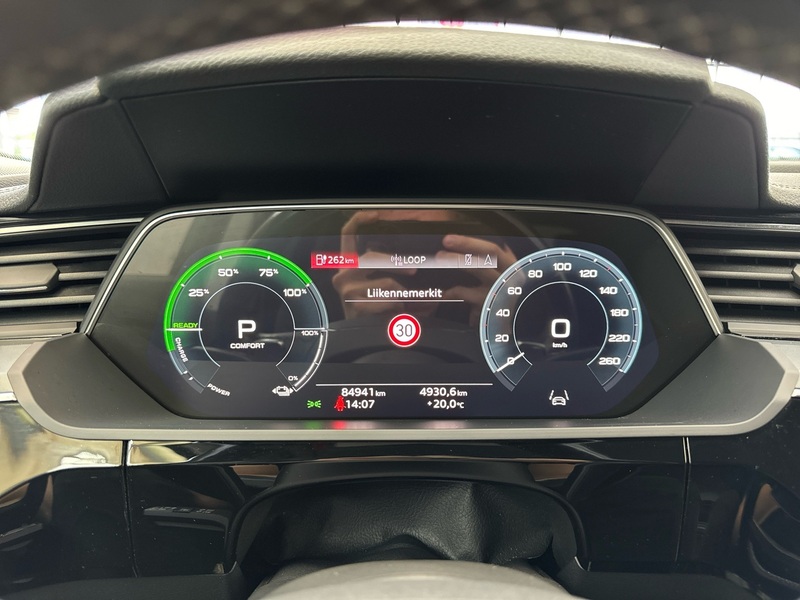 Audi e-tron vaihtoauto