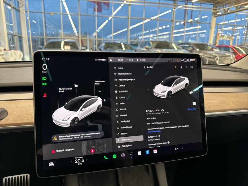 Tesla Model 3 vaihtoauto