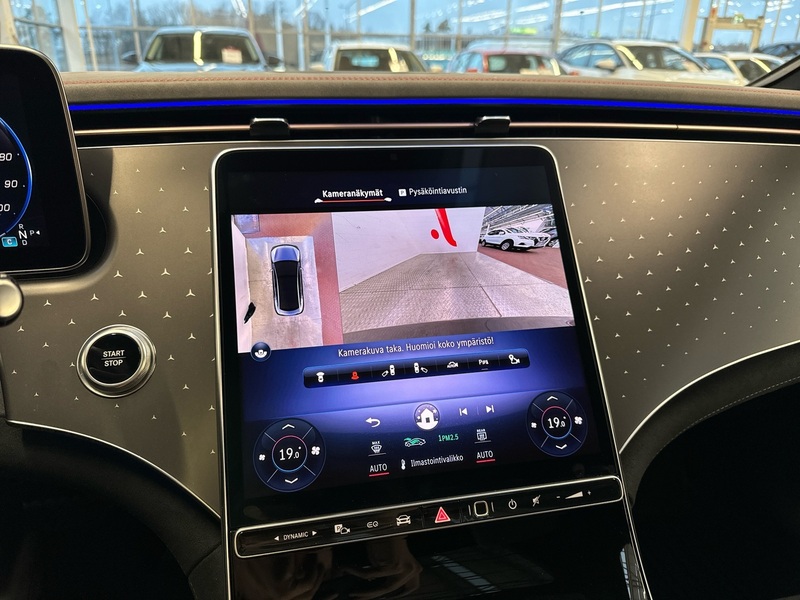 Mercedes-Benz EQE vaihtoauto