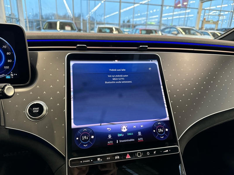 Mercedes-Benz EQE vaihtoauto