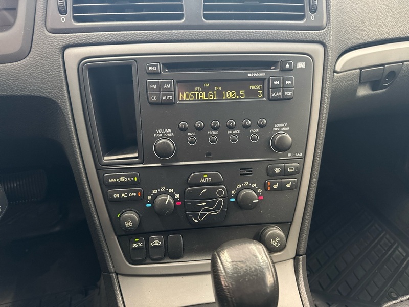 Volvo V70 vaihtoauto