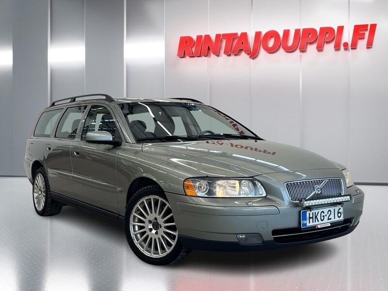 Volvo V70 vaihtoauto