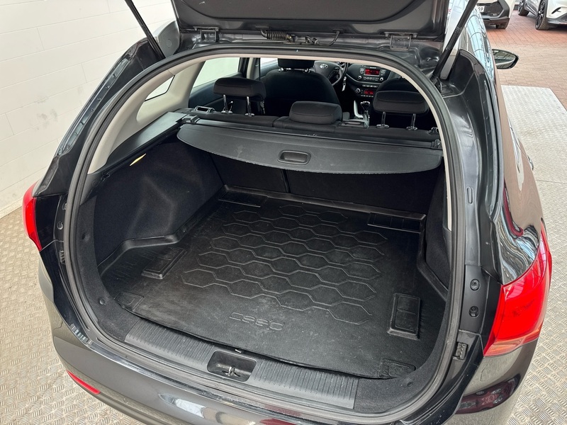 Kia Ceed vaihtoauto
