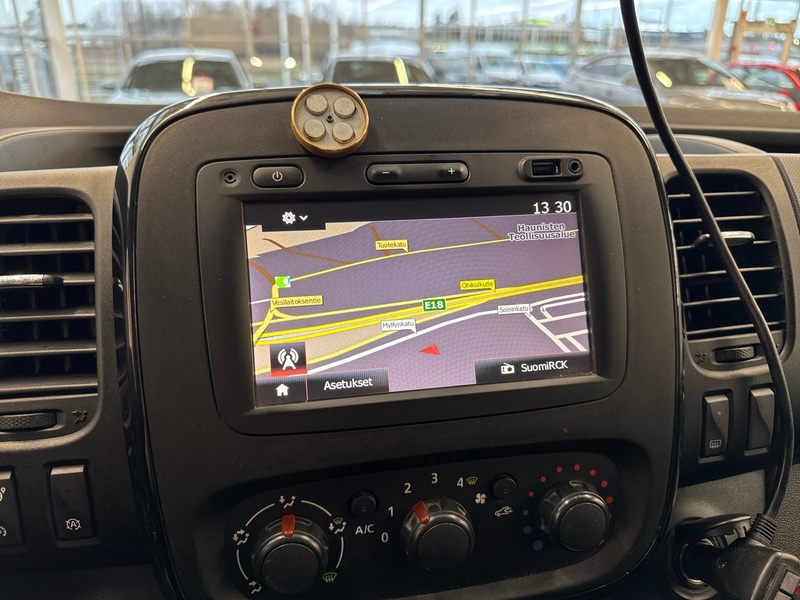 Opel Vivaro vaihtoauto