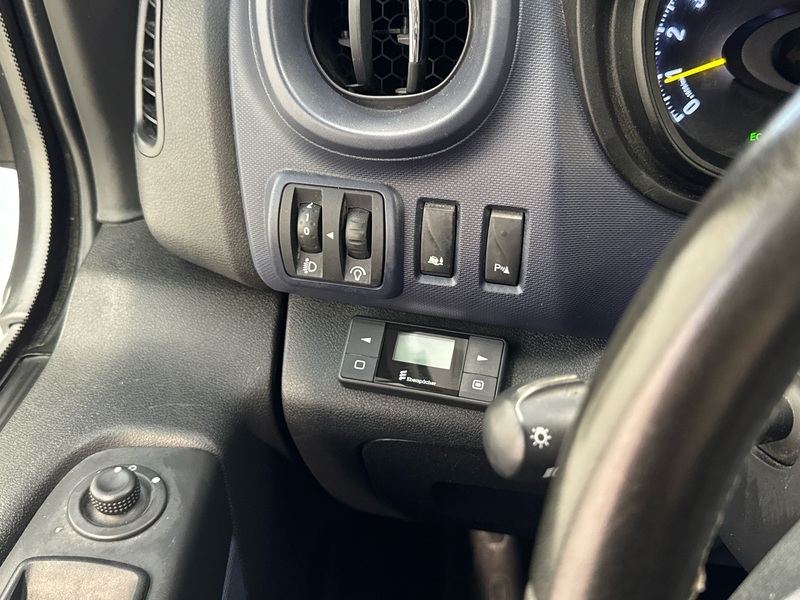 Opel Vivaro vaihtoauto