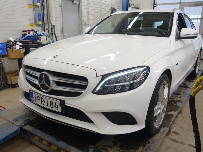Mercedes-Benz C vaihtoauto