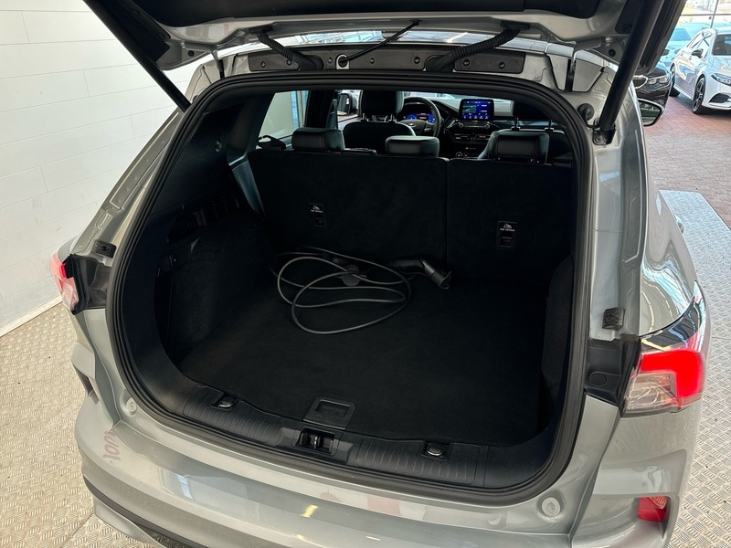 Ford Kuga vaihtoauto