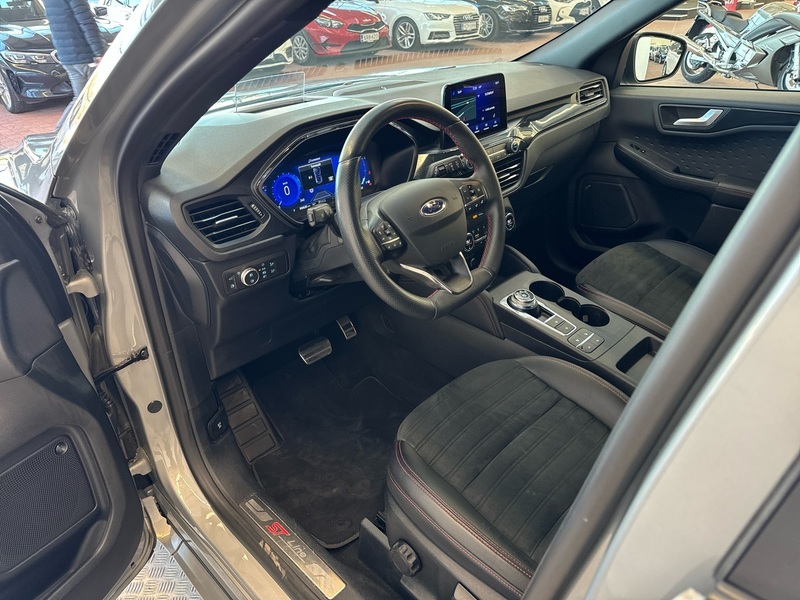 Ford Kuga vaihtoauto