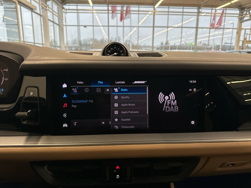 Porsche Cayenne vaihtoauto