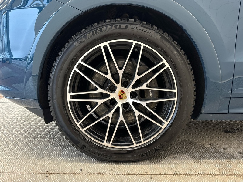 Porsche Cayenne vaihtoauto