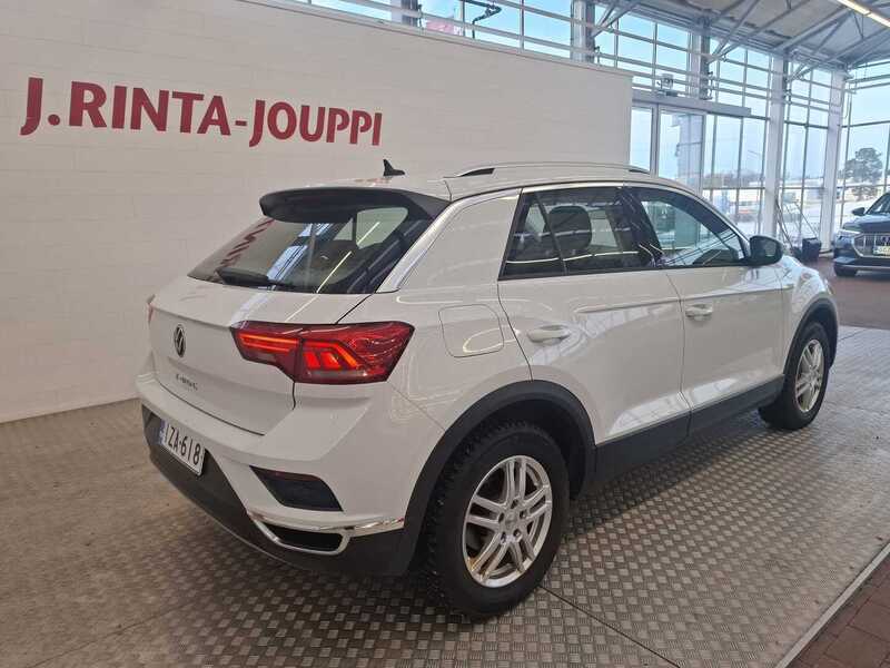 Volkswagen T-Roc vaihtoauto