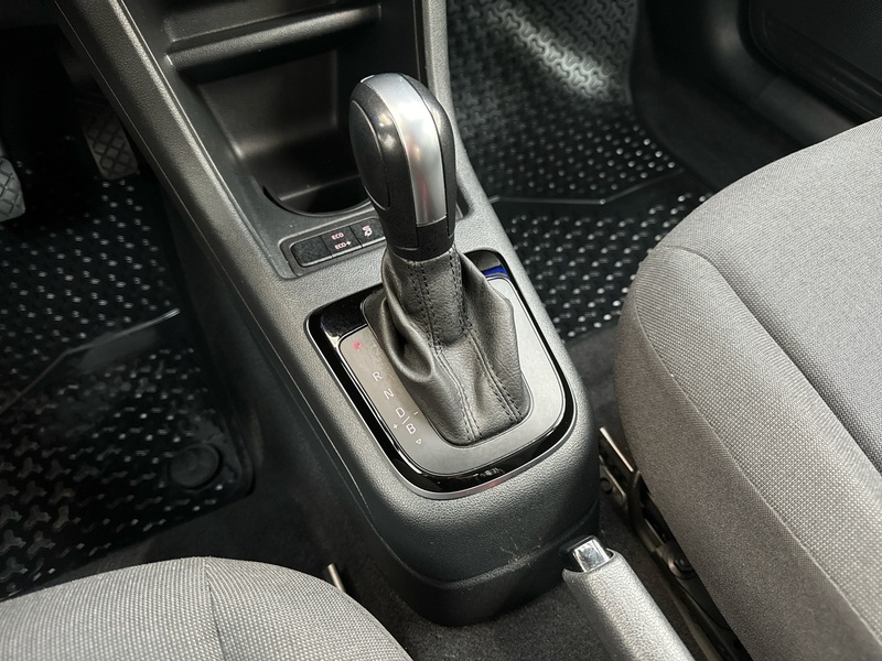 Volkswagen up! vaihtoauto