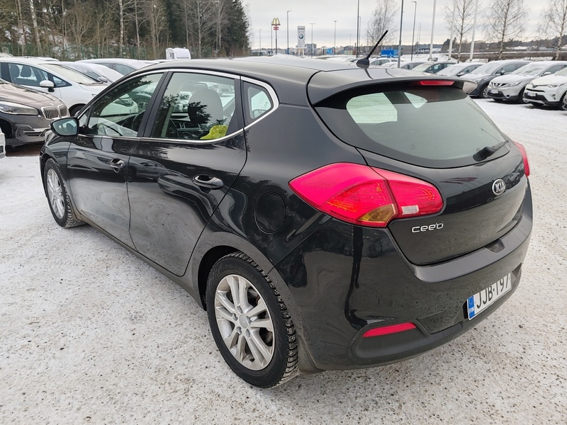Kia Ceed vaihtoauto