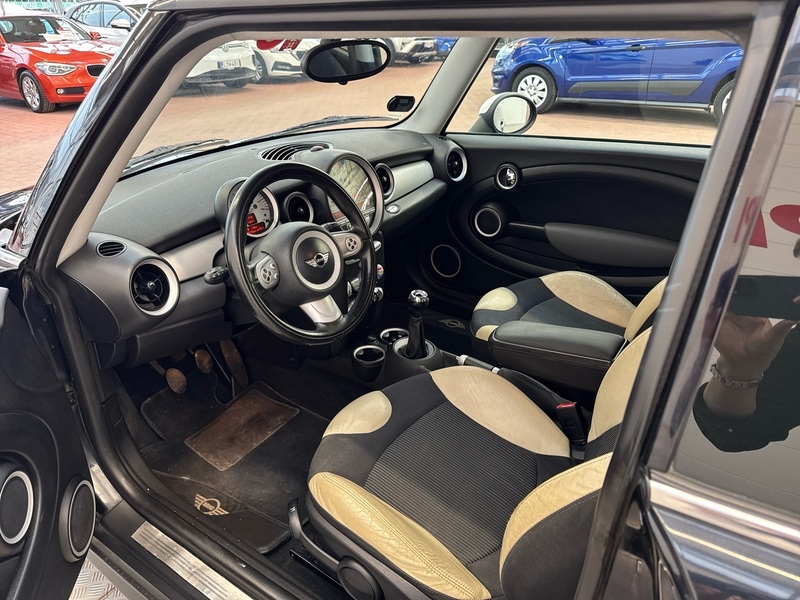 Mini Cooper vaihtoauto