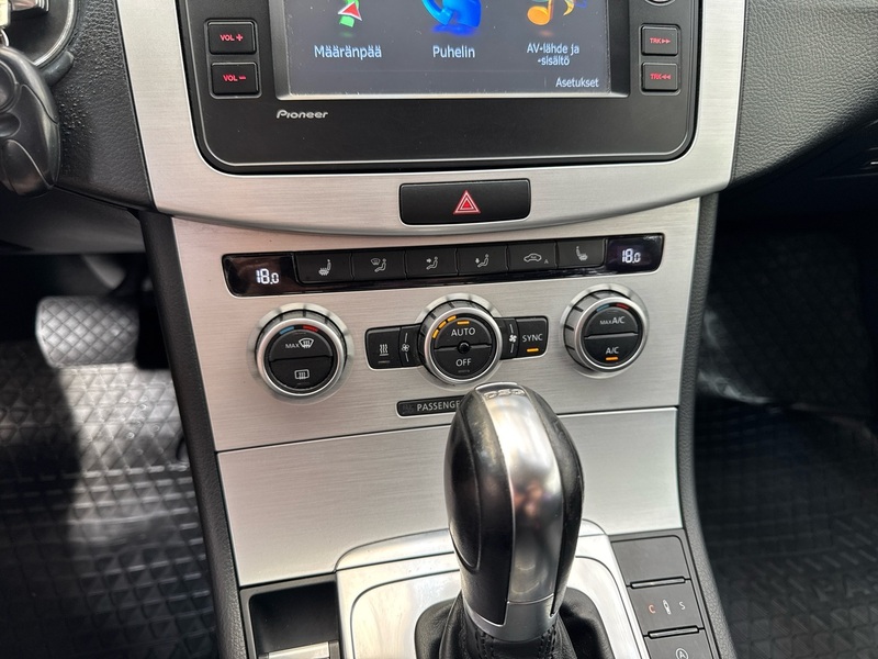 Volkswagen CC vaihtoauto