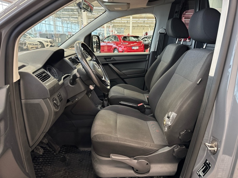 Volkswagen Caddy Maxi vaihtoauto