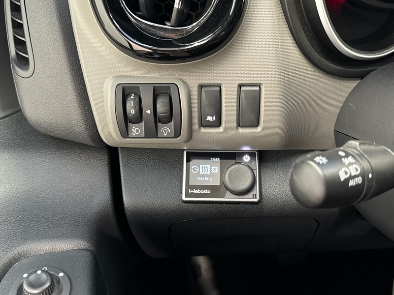 Nissan NV300 vaihtoauto