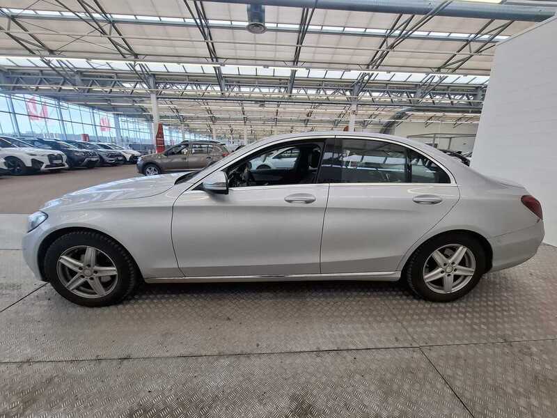 Mercedes-Benz C vaihtoauto
