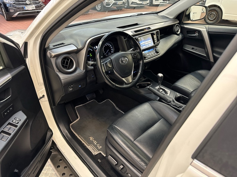 Toyota RAV4 vaihtoauto