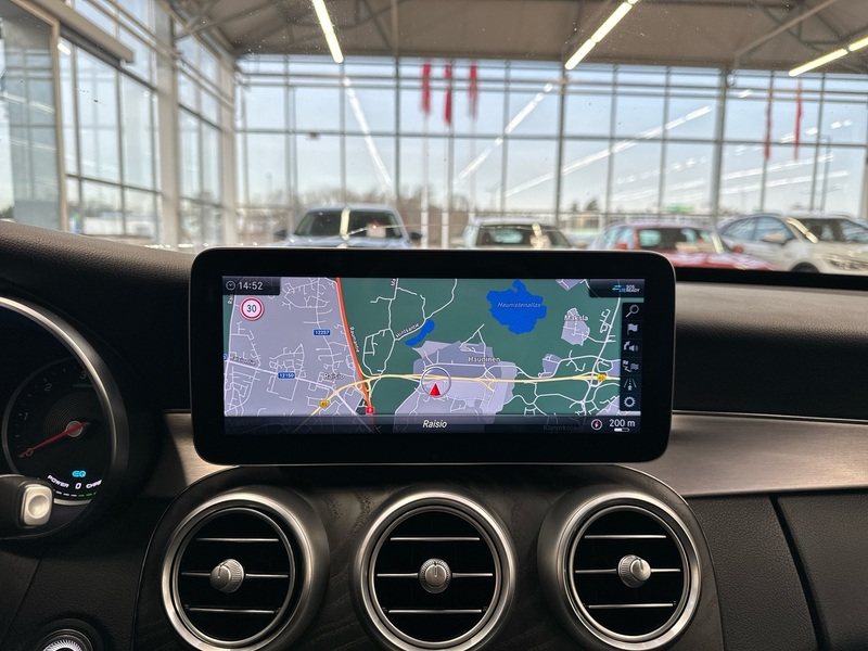 Mercedes-Benz C vaihtoauto