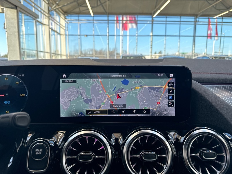 Mercedes-Benz EQA vaihtoauto
