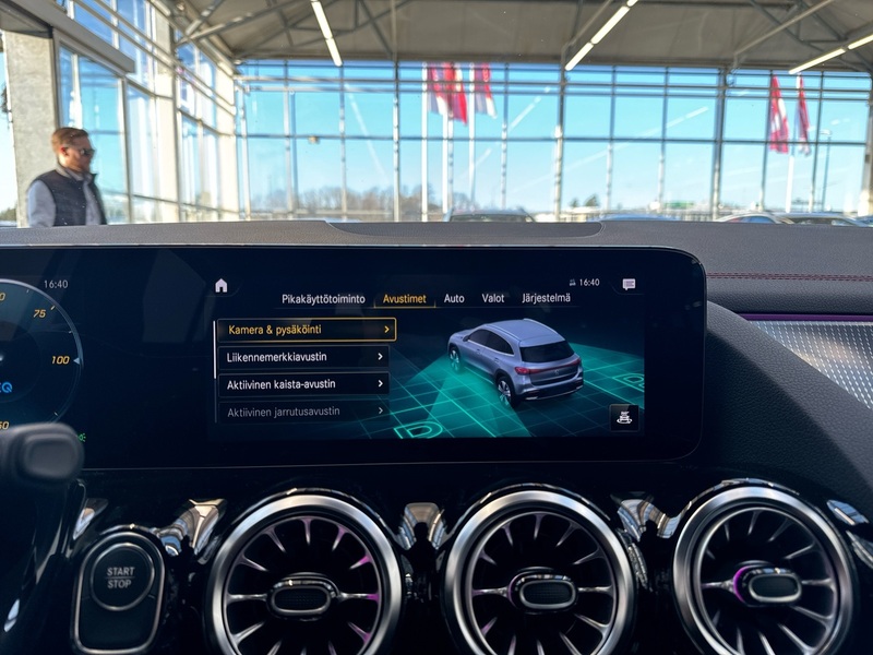 Mercedes-Benz EQA vaihtoauto