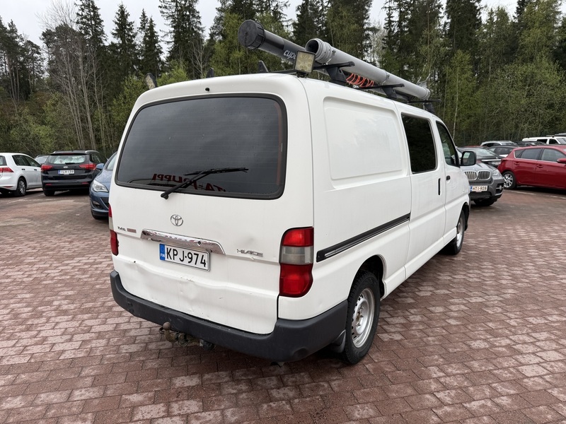 Toyota Hiace vaihtoauto