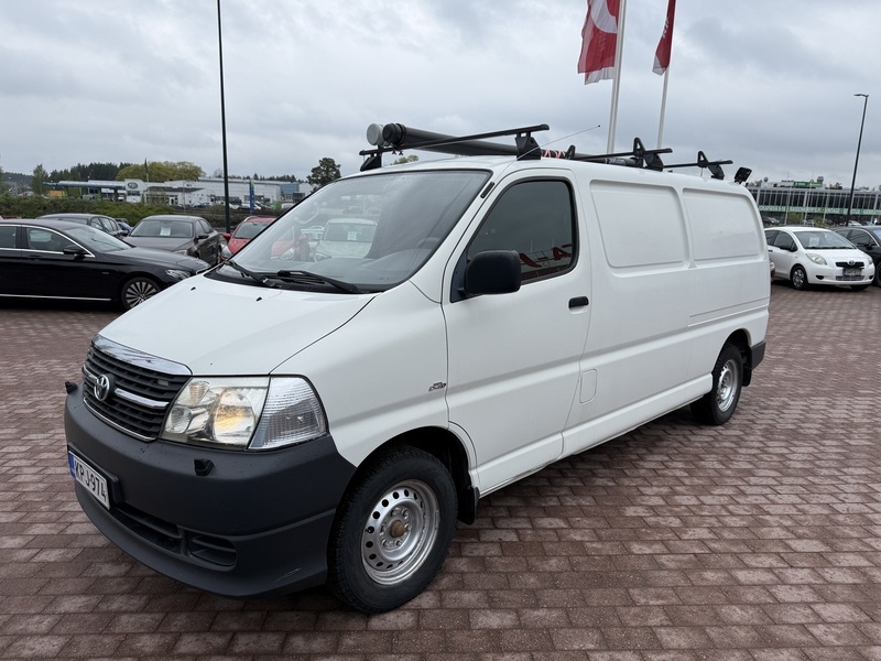 Toyota Hiace vaihtoauto