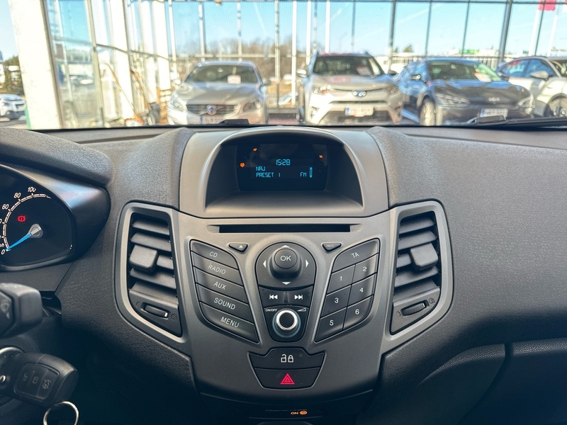 Ford Fiesta vaihtoauto