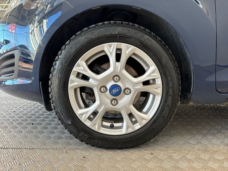 Ford Fiesta vaihtoauto