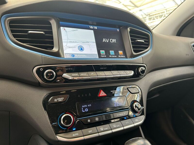 Hyundai IONIQ hybrid vaihtoauto