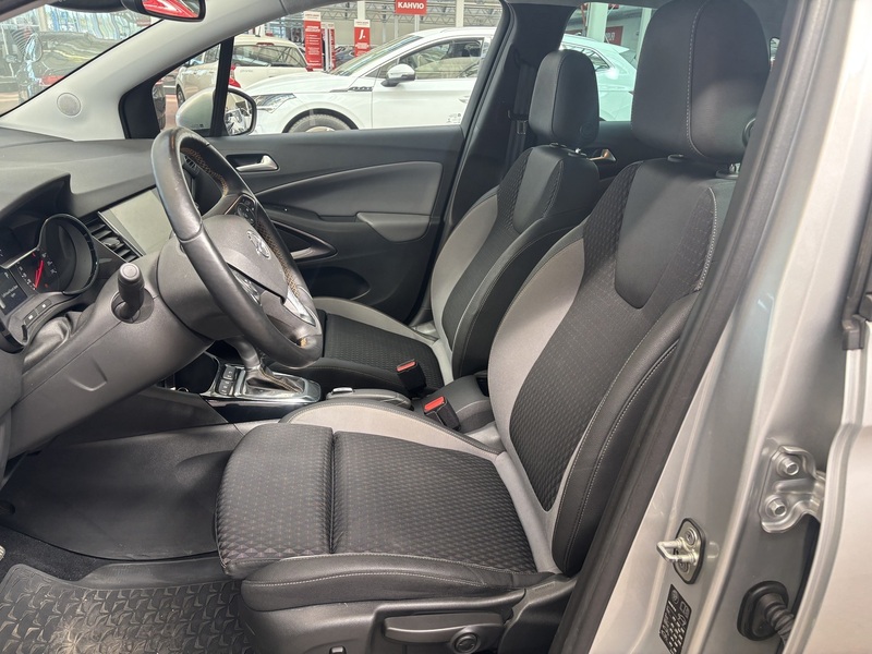 Opel Crossland X vaihtoauto