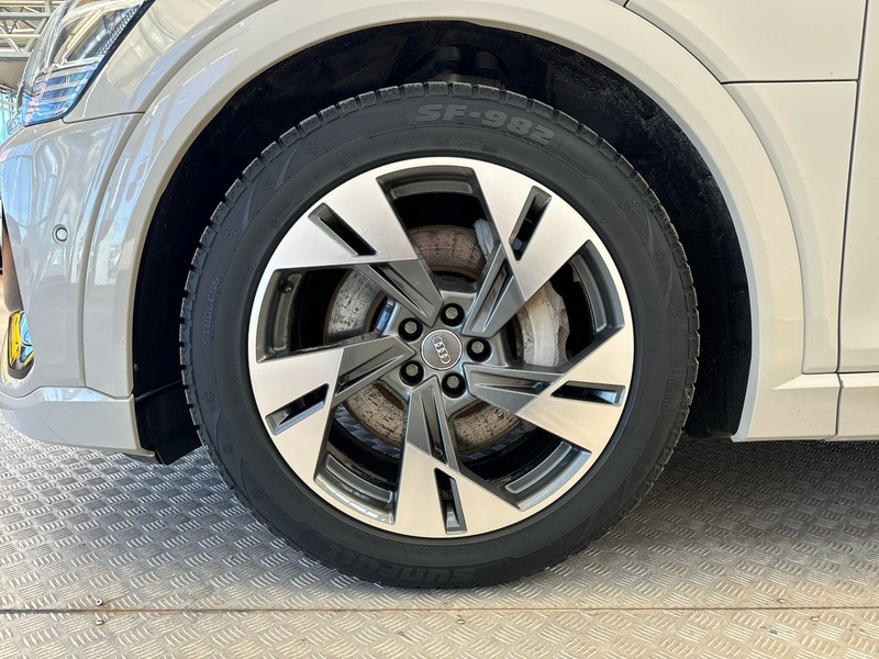 Audi e-tron vaihtoauto