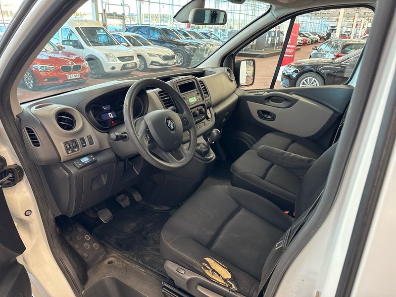 Renault Trafic vaihtoauto