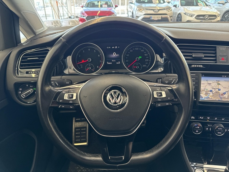 Volkswagen Golf vaihtoauto