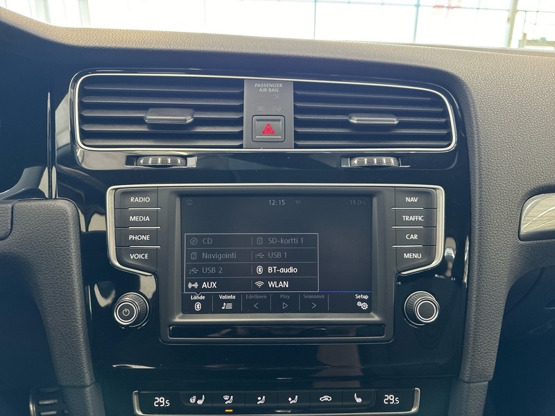 Volkswagen Golf vaihtoauto